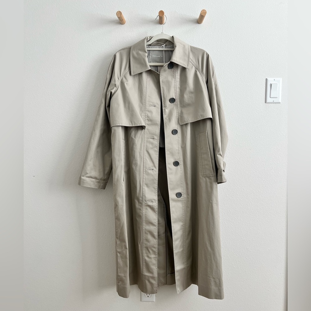 Everlane Classic Tan Trench Coat